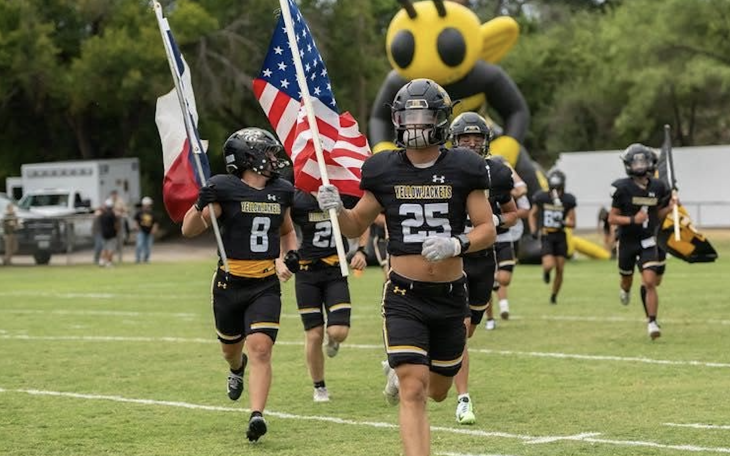 No. 9 Menard Yellowjackets Defeat Undefeated No. 5 Water Valley Wildcats in Six-Man Football Clash