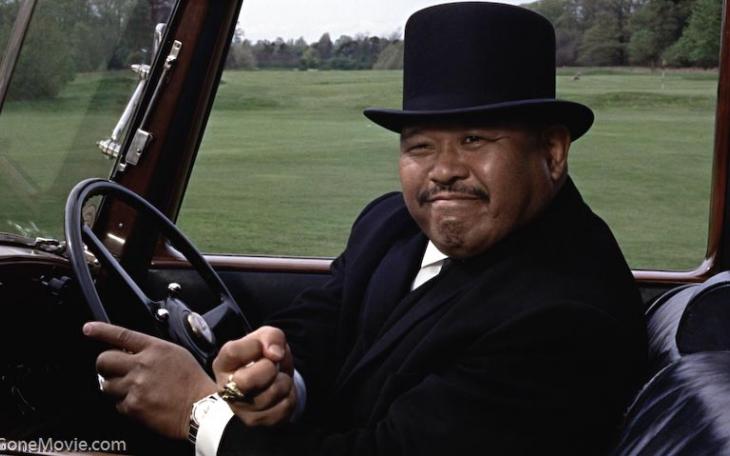 A 'drop of the hat' for Oddjob is certain death (photo courtesy of filmtrout.com)