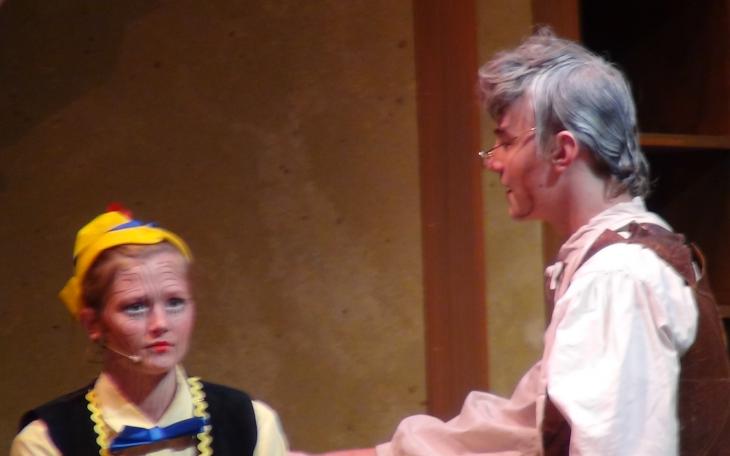 Gepetto talks to Pinocchio (LIVE! photo by Cheyenne Benson)
