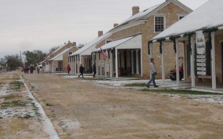 The row of officer's quarters held many merchants (LIVE! photo by Cheyenne Benson)