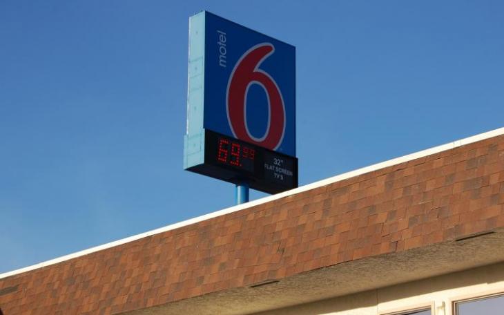 LIVE! Photo by Joe Hyde