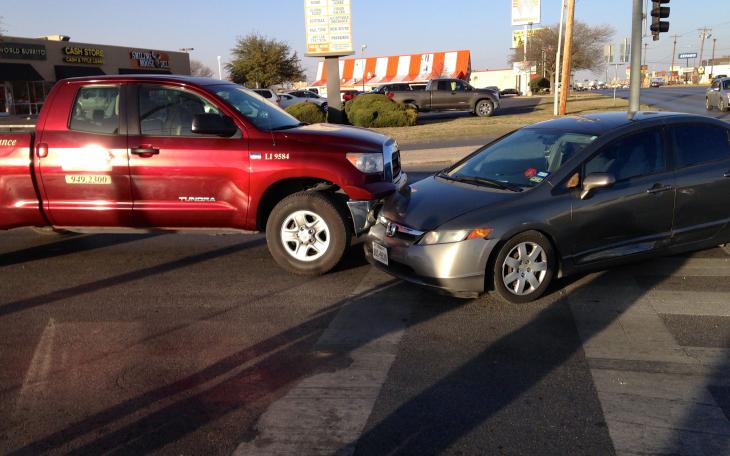 Accident at Sherwood Way and Arden Rd. Mar. 11, 2014. (LIVE! Photo/Joe Hyde)