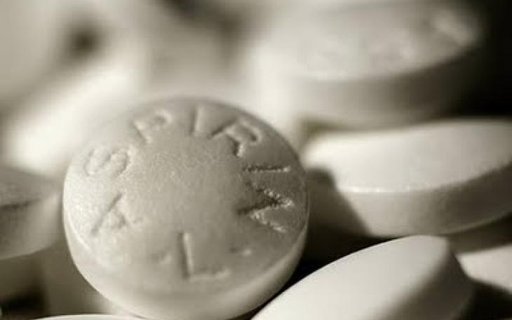 The active ingredient in aspirin is a synthetically made petro-chemical(Photo courtesy of faceremedies.com)