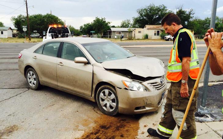 Two car wreck on S. Bryant on September 6, 2014. (LIVE! Photo/John Basquez)