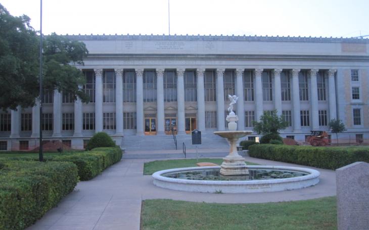 The Tom Green County Courthouse (Wikipedia)