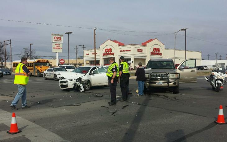Crash at Abe and Beauregard and Jan. 30, 2015. (LIVE! Photo/Amanda Hanson)