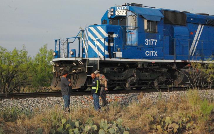The Chevy truck hit the lead engine, right side, near the crew ladder up front. (LIVE! Photo/Joe Hyde)