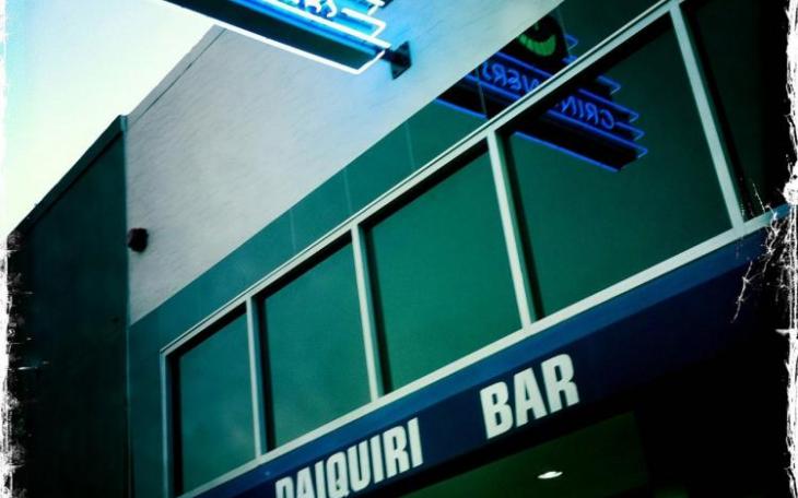 Grinner's Daiquiri Bar may be adding a sidewalk lounge. (Photo Courtesy of Facebook)