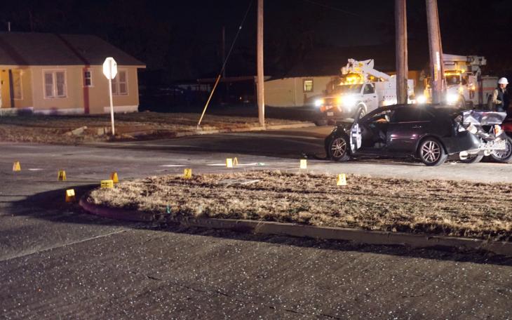 The crash investigation at E. Harris St. and Emerson St. lasts until midnight. (LIVE! Photo/John Basquez)