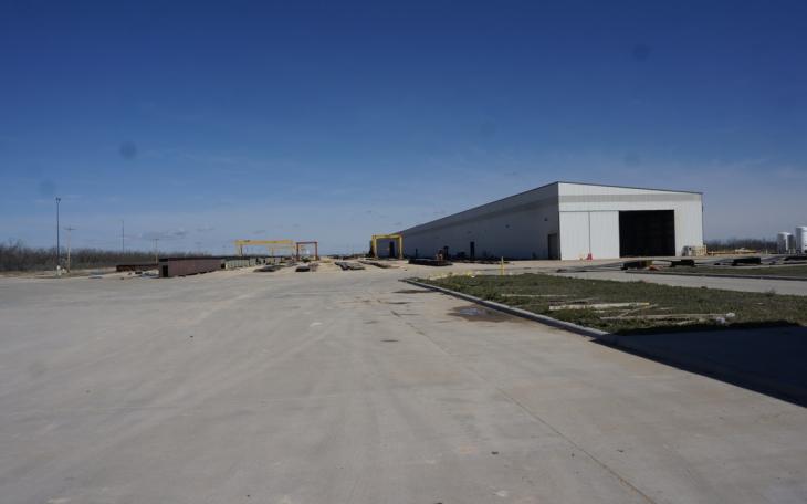 The Hirschfeld-Martifer facility built on the Old Ballinger Highway. (LIVE! Photo/Joe Hyde)