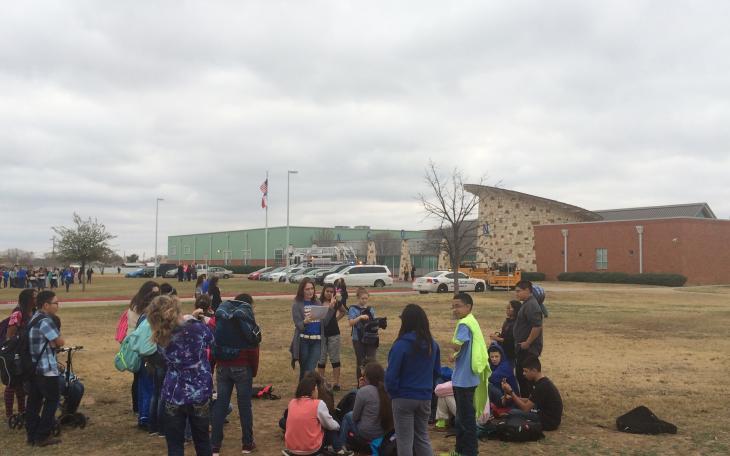Fire alarm evacuates Lincoln Middle School on Dec. 12, 2014 (LIVE! Photo/John Basquez)