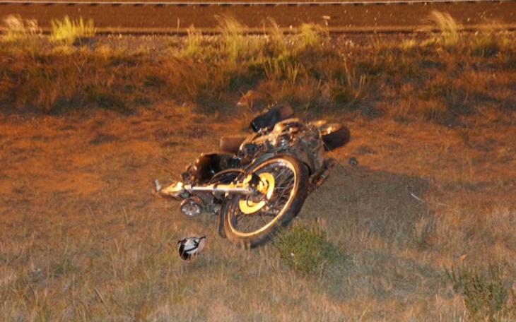 One dead in motorcycle crash on Houston-Harte. (LIVE! Photo/John Basquez)
