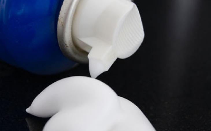 Another controversial product found in nearly every bathroom: shaving cream. (Photo courtesy of ecowomen.net)