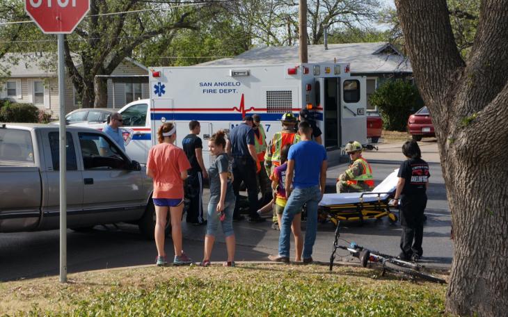 San Angelo EMS was at the ready with a stretcher, but the victim refused treatment. (LIVE! Photo/John Basquez)