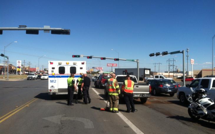 Sherwood Way and Sunset crash on Oct. 13, 2014. (LIVE! Photo/John Basquez)