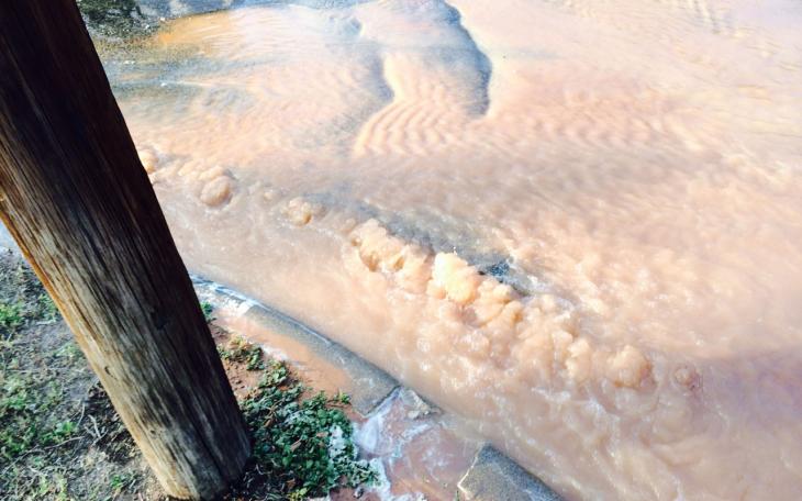 Water main break on Oxford Ave. (LIVE! Photo/John Basquez)