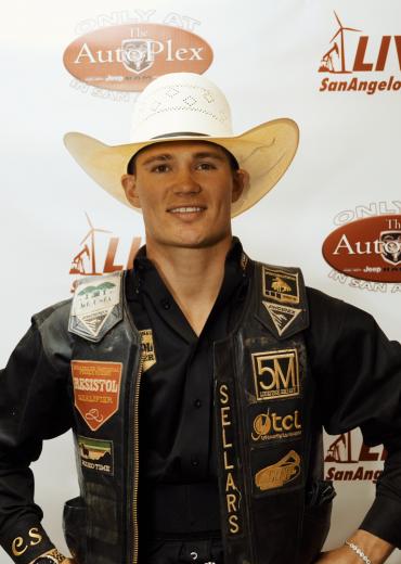 Clayton Sellars Wins San Angelo Xtreme Bulls 