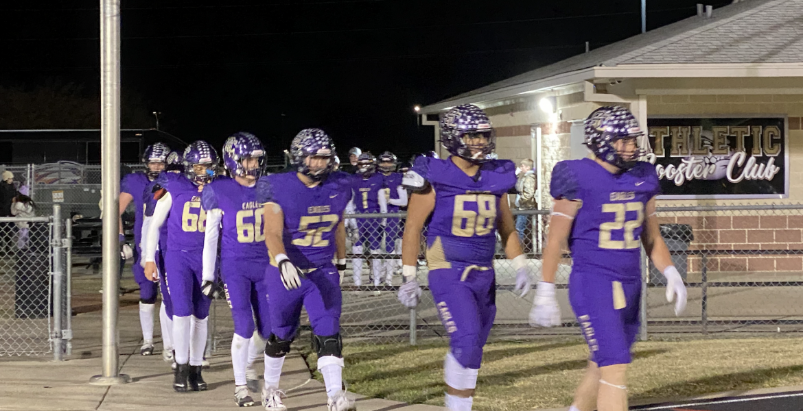 Sterling City Eagles after halftime