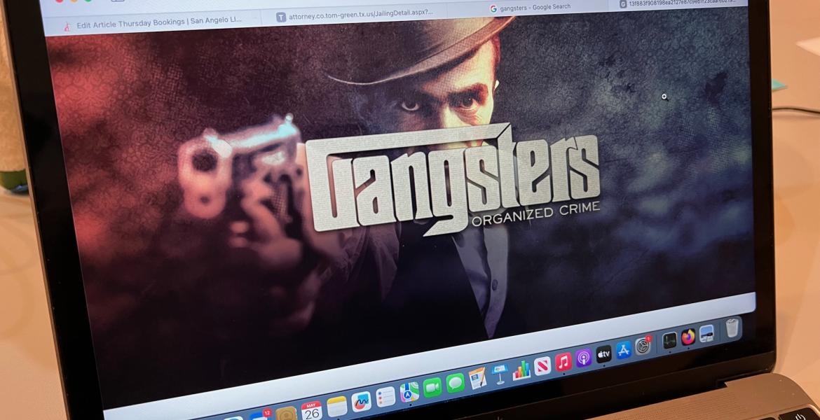 Gangsters Mob Organized Crime (LIVE! Photo)