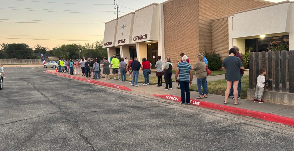 Lines of voters for the Special Election on Nov. 7, 2023.