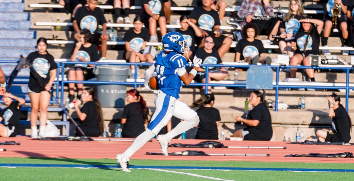 Lake View's Braylon White runs down the sideline after a catch against Lamesa on Friday, Sept. 13, 2024, at San Angelo Stadium.