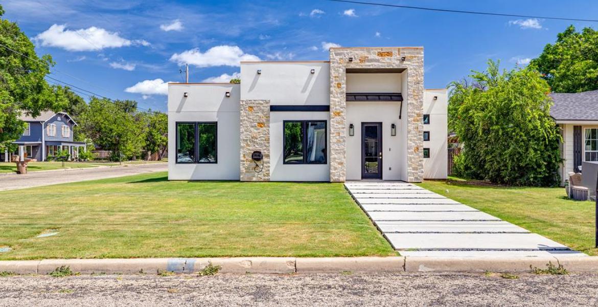 726 W Ave I San Angelo, TX 76901 726 W Ave I San Angelo, TX 76901