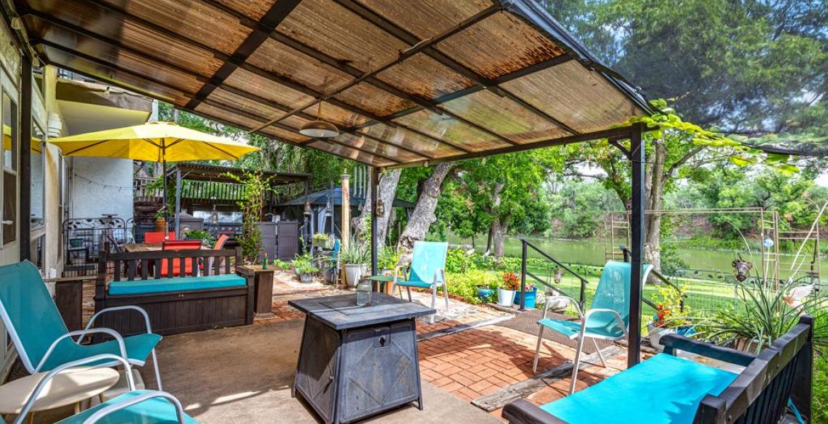 4223 Riverbend San Angelo, TX 76903 4223 Riverbend San Angelo, TX 76903