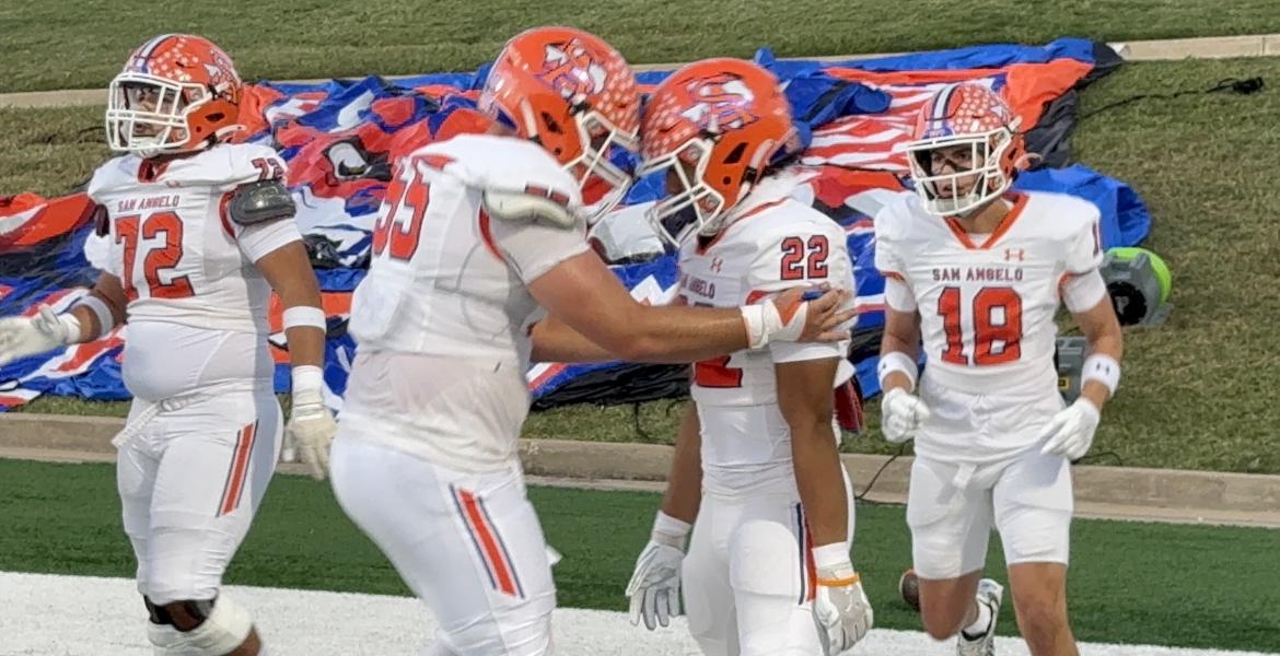 The Central Bocbats celebrate a touchdown in the 'Cats big win over Waco 2025
