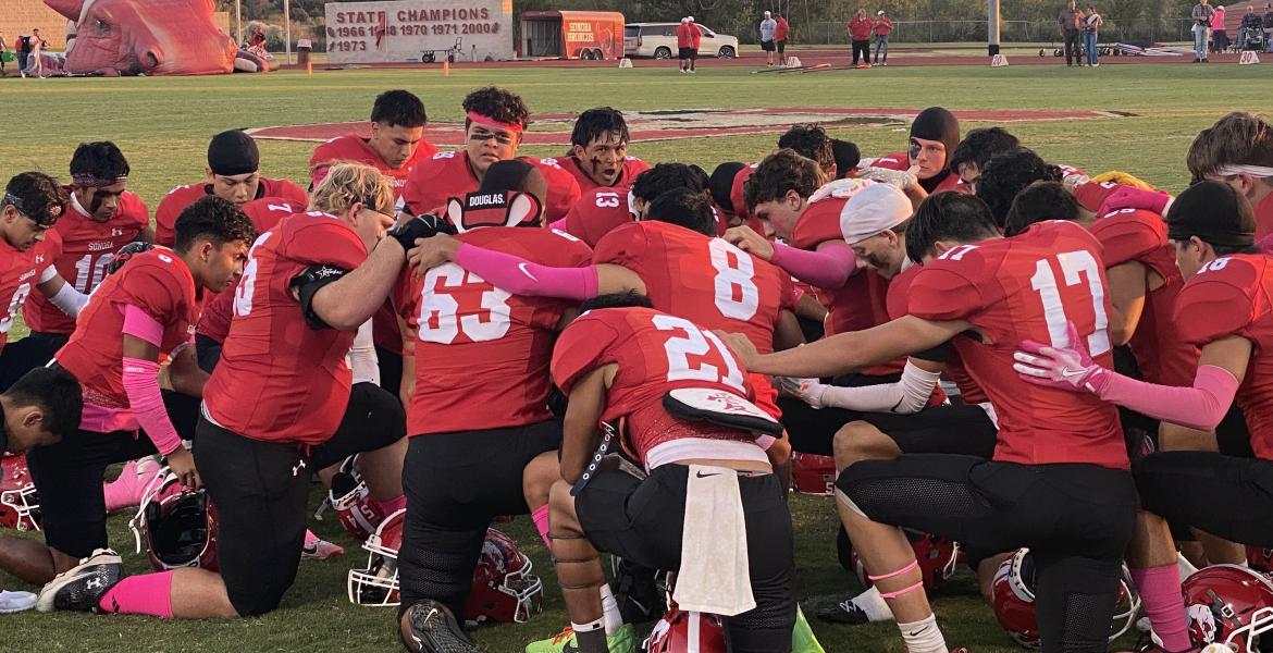 Ozona Lions at Sonora Broncos on Oct. 17, 2025