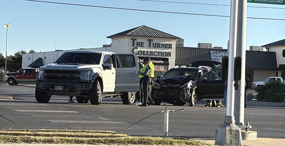 Crash on Knickerbocker