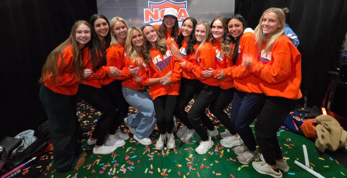 The 2026 San Angelo Central High School Cheerleaders