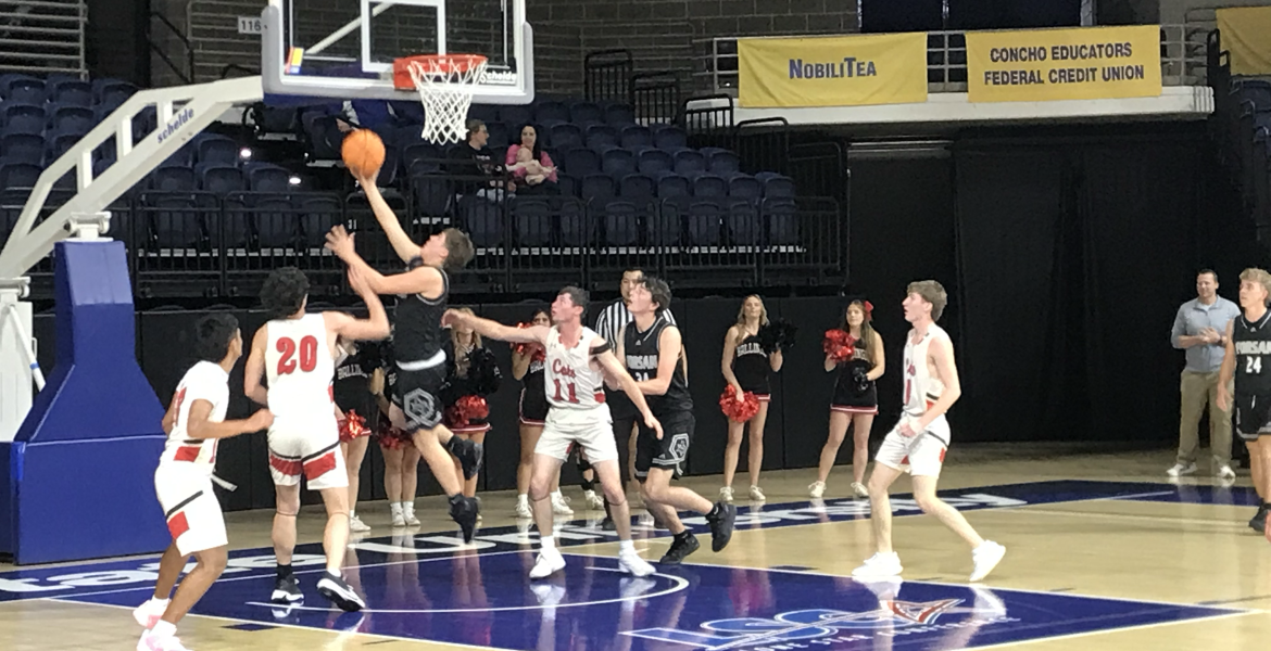 Forsan's Halen Kemper drives for a tough layup against Ballinger in their first-round playoff game Monday, Feb. 23, 2026.