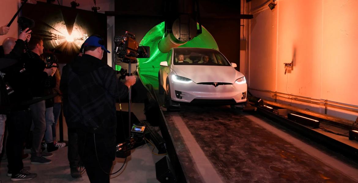 Elon Musk’s tunneling company will begin assessing its ability to construct a mile-long underground tunnel in south Dallas after a proposed project in the area was one of three winners of a company contest on Tuesday.