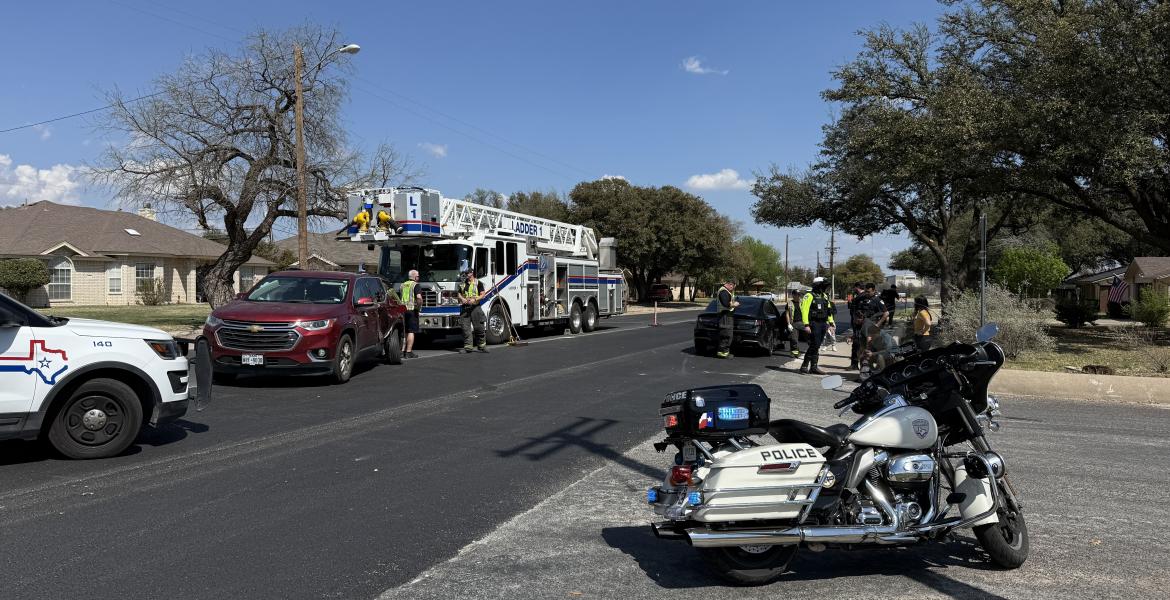 A crash on Edmund Boulevard near Fannin Elementary is causing traffic to be rerouted in both directions.