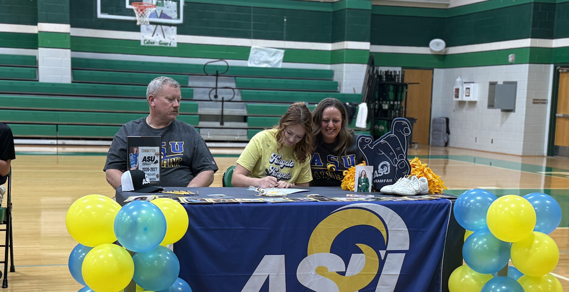 Wall's Riley Moon signs with Angelo State University for Cheer