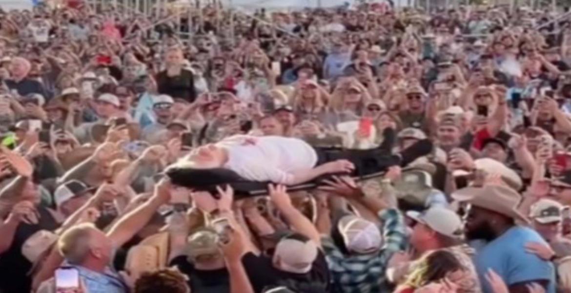 99-Year-Old Texas Woman Sets Guinness Record for Oldest Concert Crowd Surfer