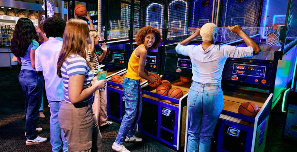 Dave &amp; Buster’s