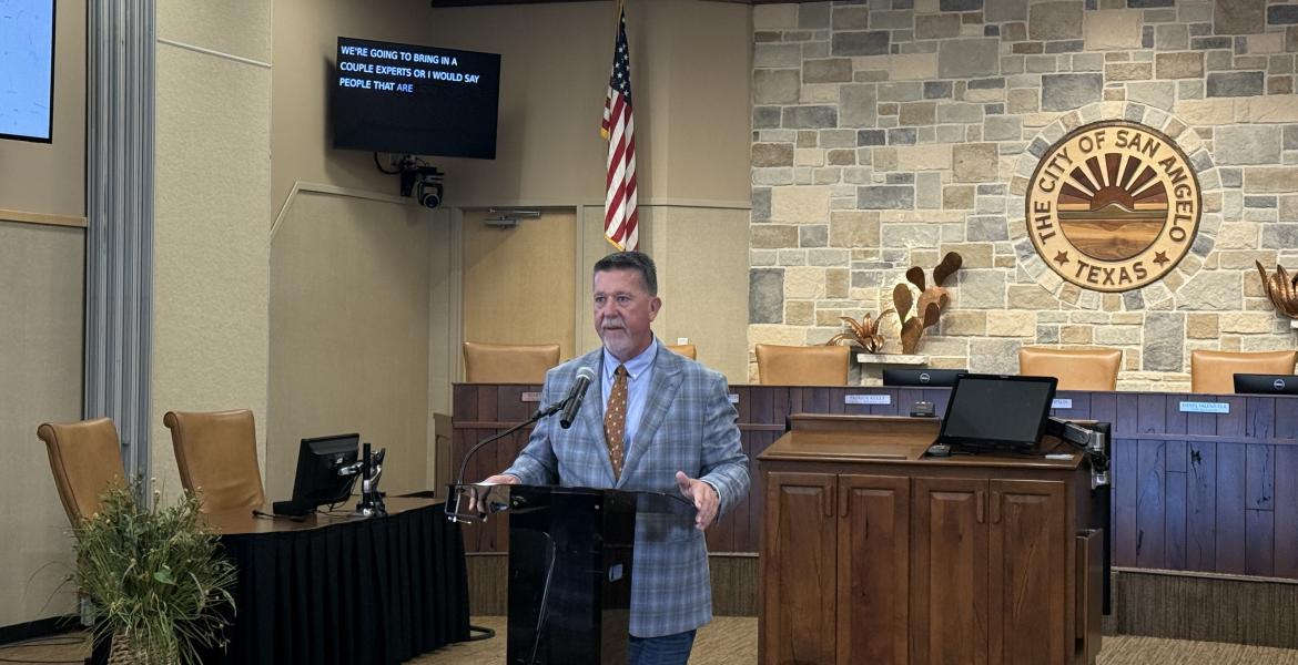Mayor Tom Thompson