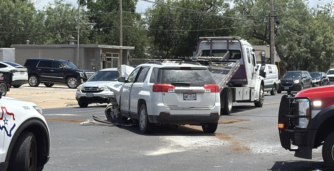 Crash at Avenue N and South Johnson
