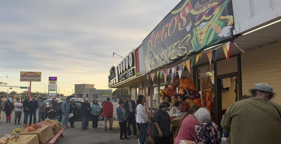 Tacos y Elotas