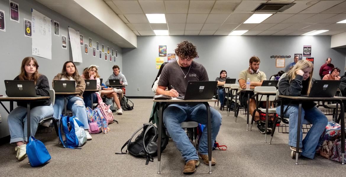 Sabine High School students during a Kilgore College dual credit federal government class in Liberty City on Oct. 15, 2024.