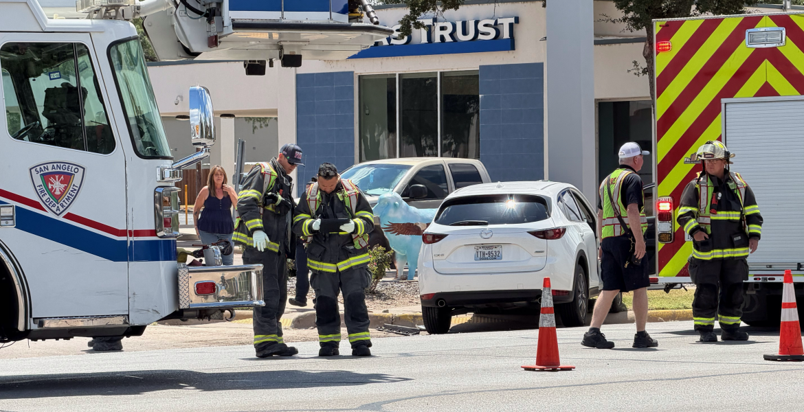 A crash Tuesday afternoon backed up traffic at a busy San Angelo intersection during lunch hour.
