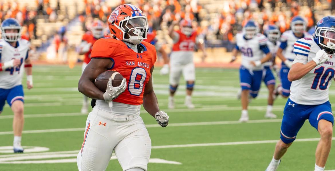 San Angelo Central's Zey Johnson breaks away for a big run against Abilene Cooper on Friday, Sept. 11, 2026.
