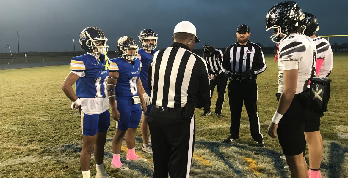 Sonora Broncos coin toss on Oct. 30, 2026
