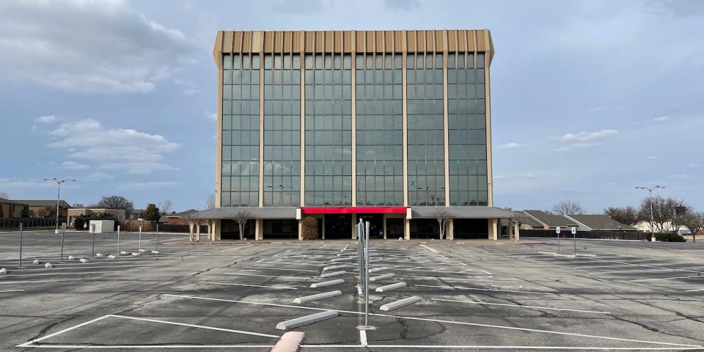 Sitel Building Goes Up on the Auction Block - Vimarsana News