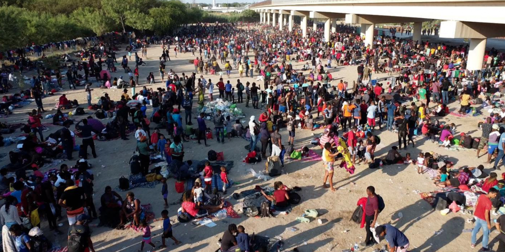 Gov. Abbott Announces Plan to Bus Illegal Aliens to Biden's Doorstep in D.C. - Vimarsana News