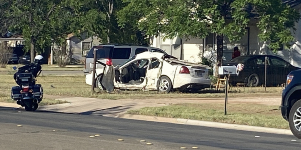 Early Morning Crash in Abilene Claims One Victim - Vimarsana News