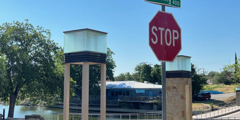 Movement Afoot to Rename Irving Street to Honor Cesar Chavez - Vimarsana News
