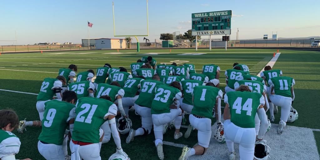 PREVIEW: Can the Hawks Win a District Title Outright? - Vimarsana News