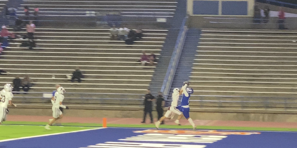 DETAILS: Brownwood Lions Shred Chiefs Thursday in San Angelo Stadium - Vimarsana News